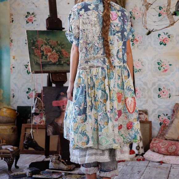 🍓MAGNOLIA PEARL APPLIQUÉ TAIGE DRESS🍓 - Picture 7 of 11